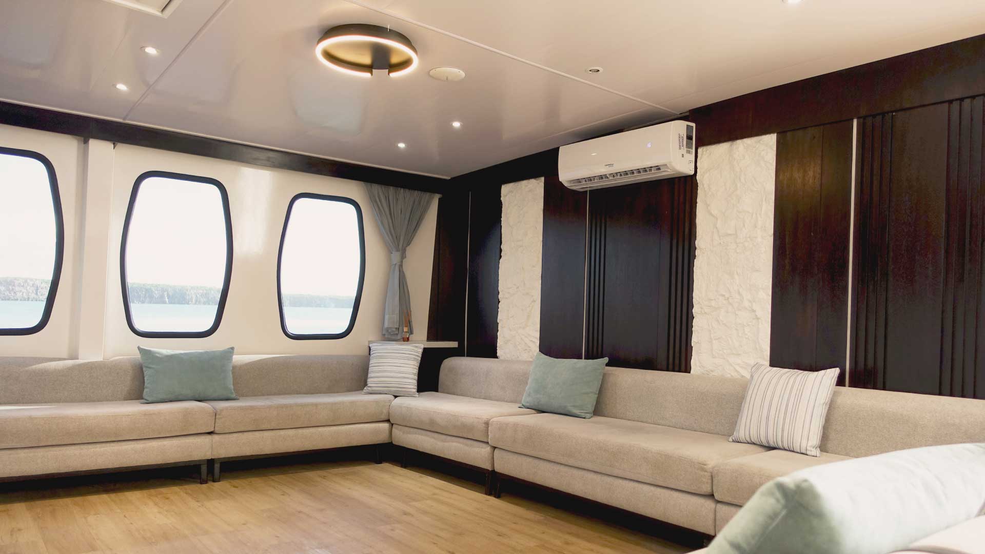 Facilities Slide Alya Catamaran - Galaxy Cruises